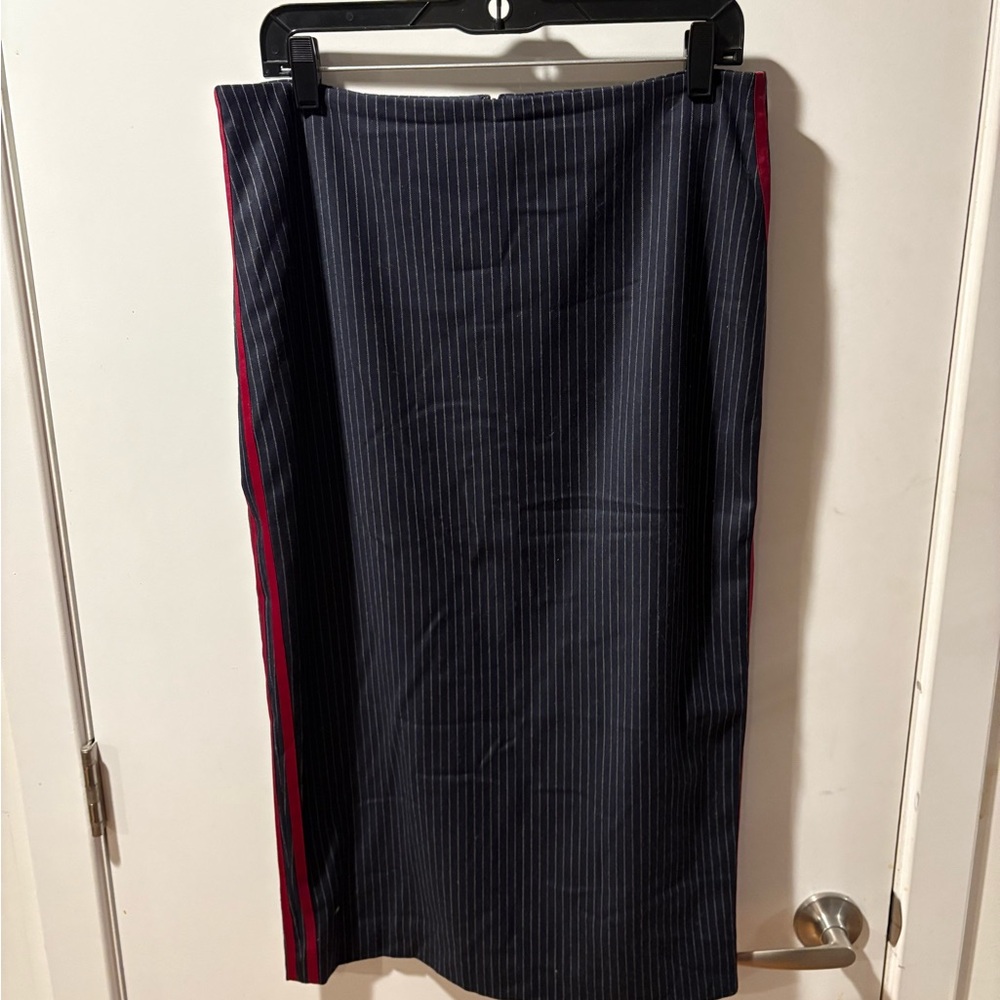 GUC Boden Cresswell navy pinstripe pencil skirt